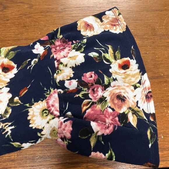 Green Envelope Womens 2X Floral Bell Sleeve Ruffle Blouse Boho Top Cottagecore - Picture 8 of 8